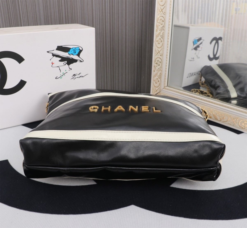 Ch**el hobo 22 bags